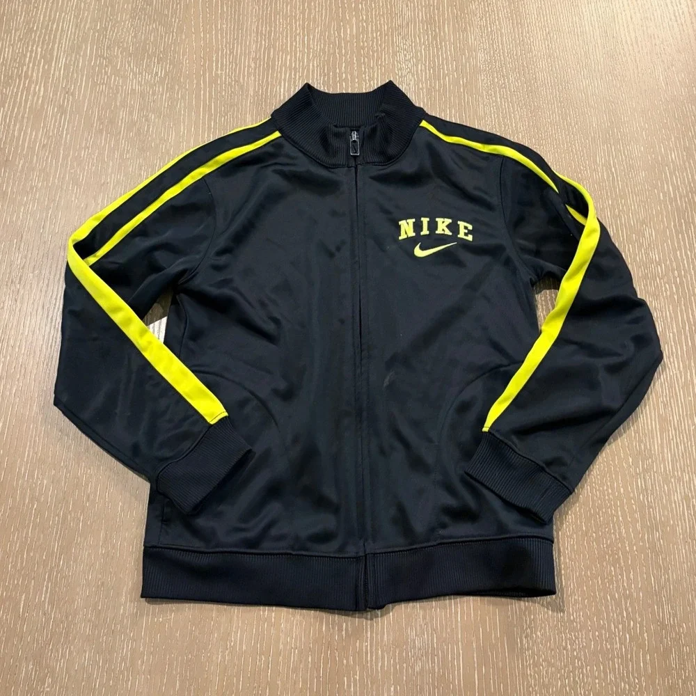 Nike boys size